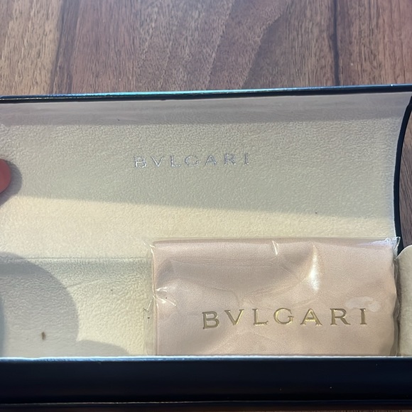 Bvlgari Sunglasses - Picture 4 of 4